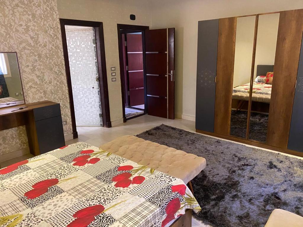 Comfortable Apartment In Front Of The Auc And The Spot Mall * Le Caire